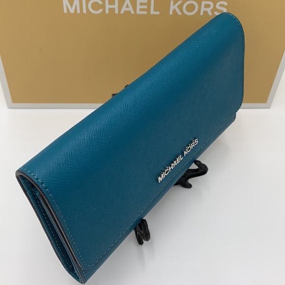 MICHAEL KORS JET SET TRAVEL LARGE TRIFOLD LAGOON COLOR - Picture 2 of 16